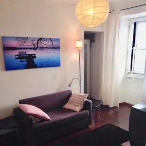 https://flat-in-bairro-alto.hotels-lisbon-portugal.com