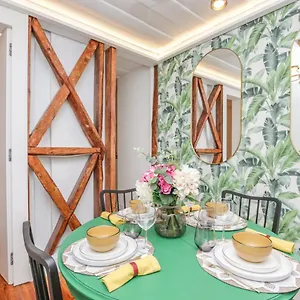 Golden Cage Chiado - Charm Historic And Cozy Lisbon